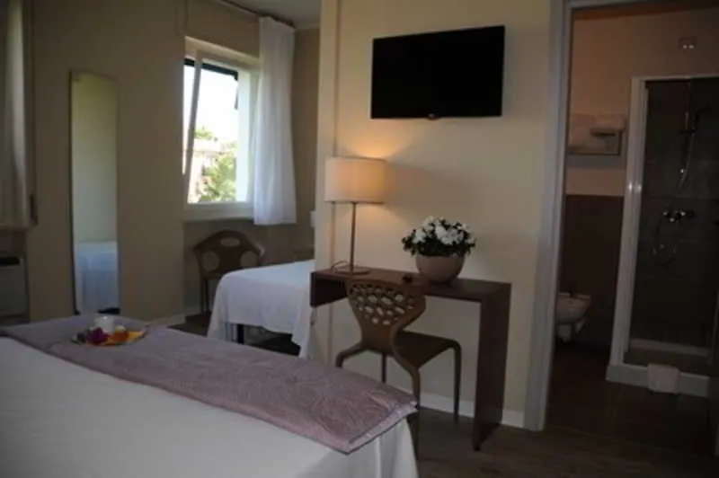 Hotel Ca' Mura Bardolino 3*,  Italy