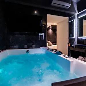 https://4-suites.sicilyhotelsitaly.net